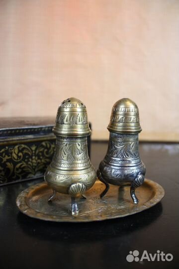 Посуда Набор Солонка-Перечница на Подносе Индия