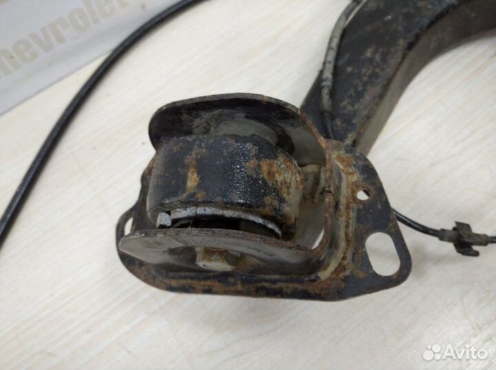 Кулак в сборе задний левый Bmw X3 E83 рестайлинг