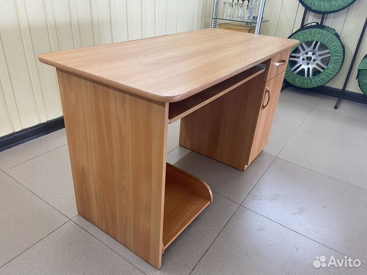 Компьютерный стол бу