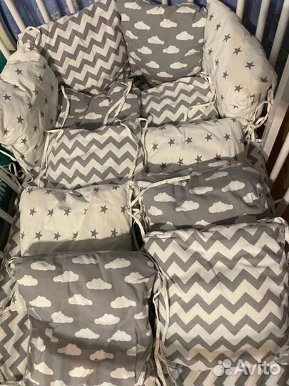 Бортики в детскую кроватку