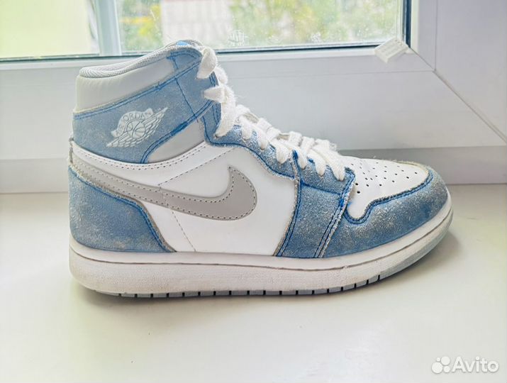 Кроссовки Nike Air Jordan 1 женские