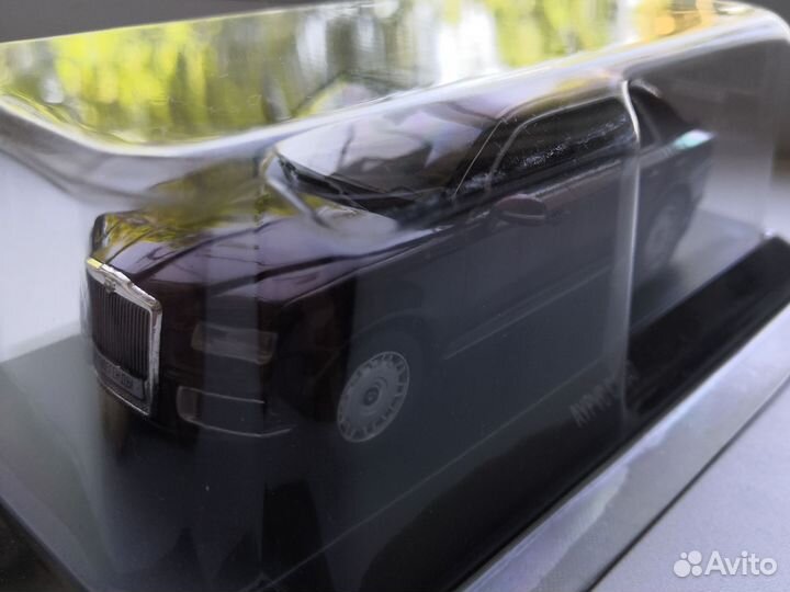 Коллекционные модели автомобиля 1:43