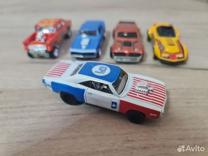 Hot wheels HW Redliners Car Culture Premium 2017