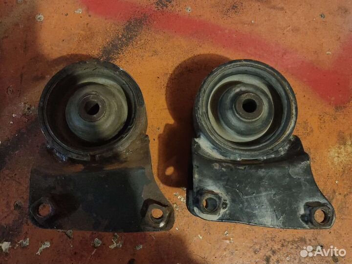 Подушка кпп задняя на лыжу mitsubishi RVR 1991-97