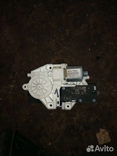 Стеклоподъемник peugeot 407