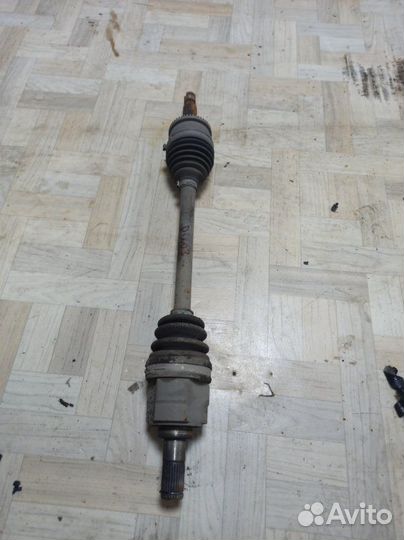 Привод передний левый Kia Rio 3