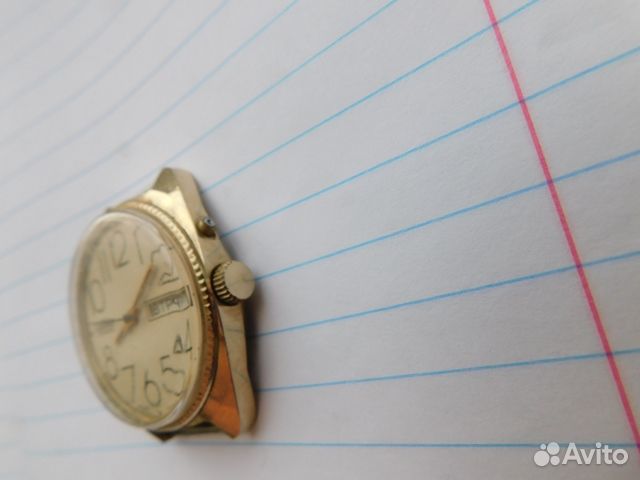 Наручные часы Слава с календарем СССР позолота ау