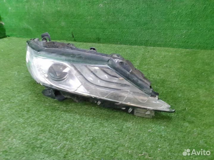 Фара правая Toyota Camry xv70 (2020-н.в.) LED