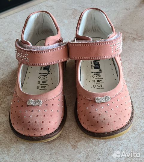 Туфли для девочки 23 размер