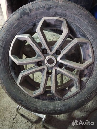 Колеса в сборе r15 летние