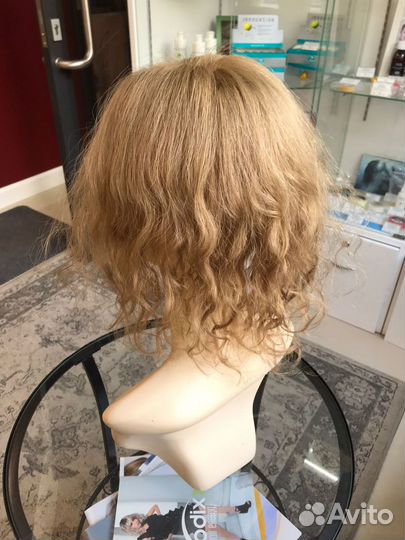 Накладка из натуральных волнистых волос