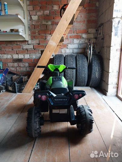 Детский квадроцикл на аккумуляторе бу