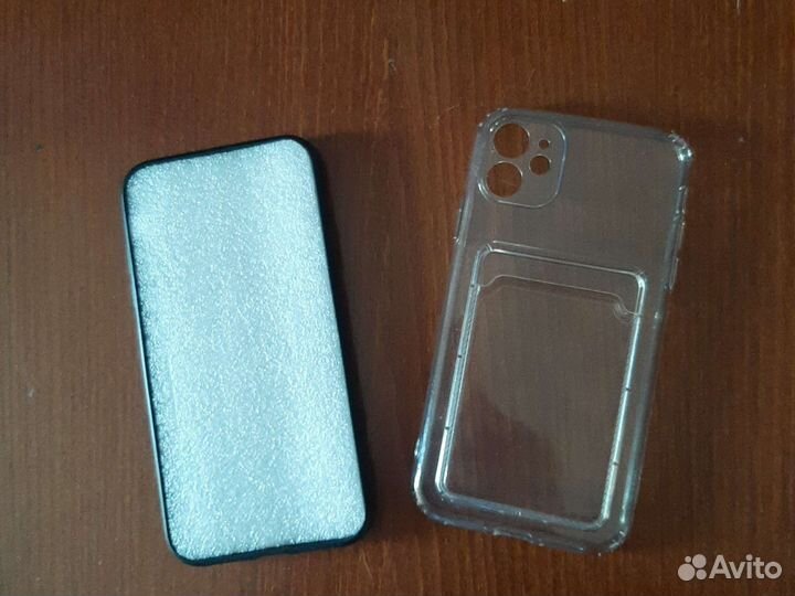 Чехол на iPhone 11