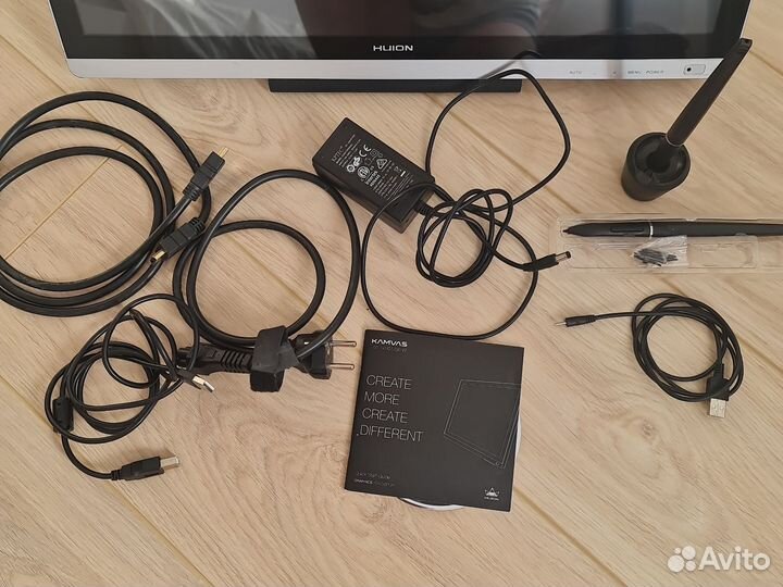 Графический планшет Huion Kamvas GT 22 дюйма