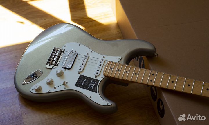 Fender Player Stratocaster HSS MN Silver