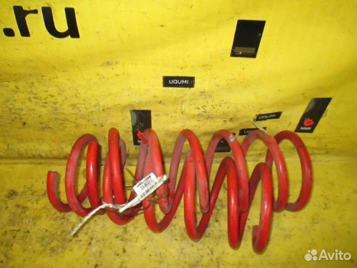 Пружина на Mitsubishi Delica Space Gear PE8W 4M40T