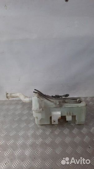 Бачок омывателя Mitsubishi Colt 6 хэтчбек 1.1 2007