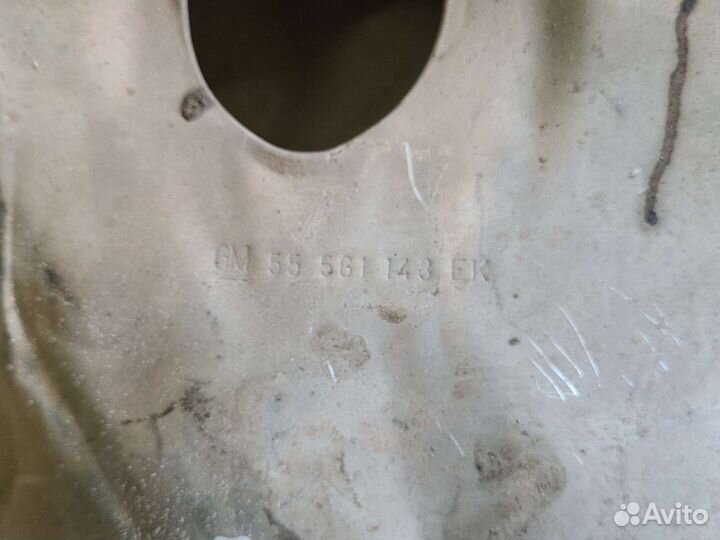 Кожух выпускного коллектора Opel Astra H Zafira B