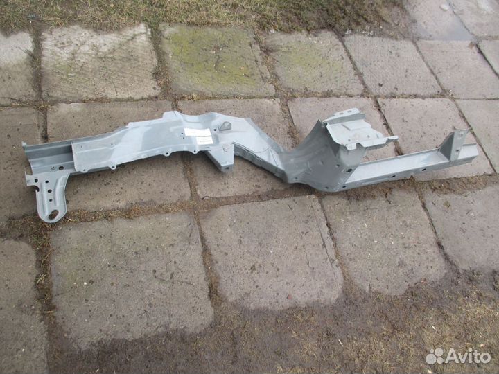 Лонжерон передний левый Toyota Avensis 2