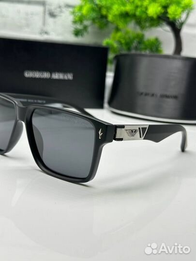 Солнцезащитные очки мужские armani