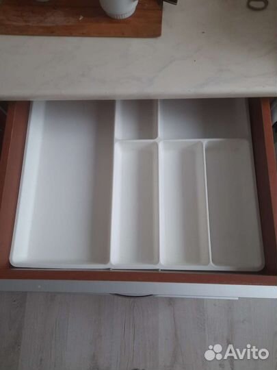 Лоток для столовых приборов