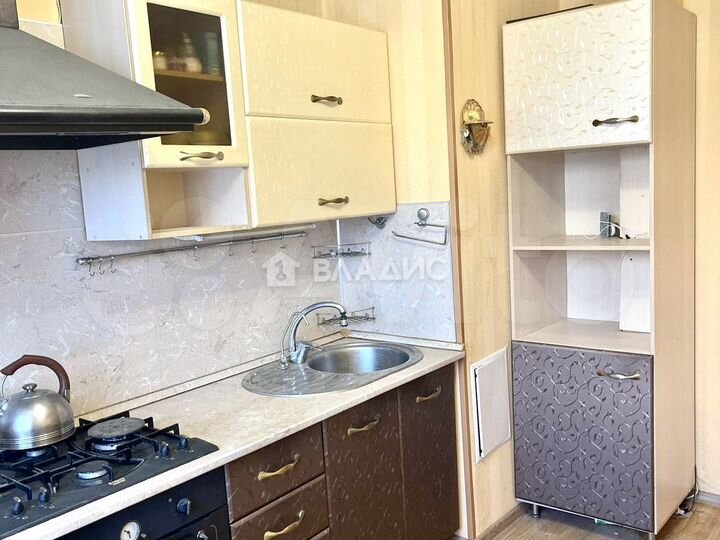 3-к. квартира, 64 м², 9/9 эт.