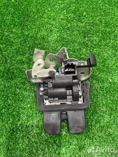 Замок багажника Audi S-Line Q5 8R CDN 2012