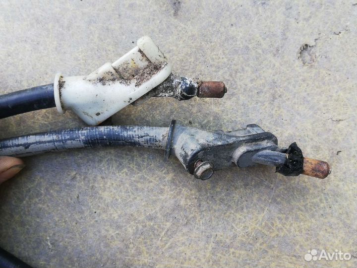 Трос стояночного тормоза Форд Фокус 2