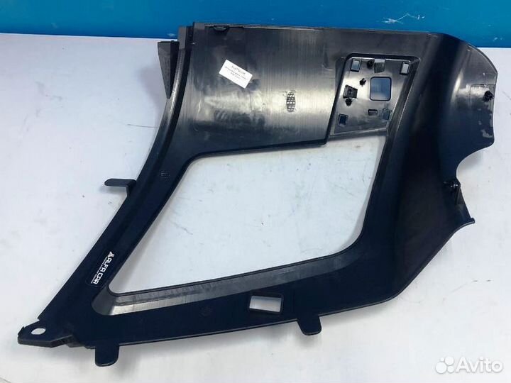 Облицовка фары Вольво Фмх левая