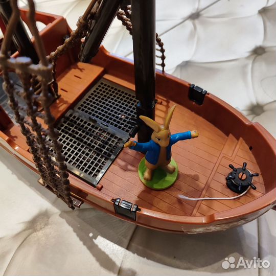 Пиратский корабль