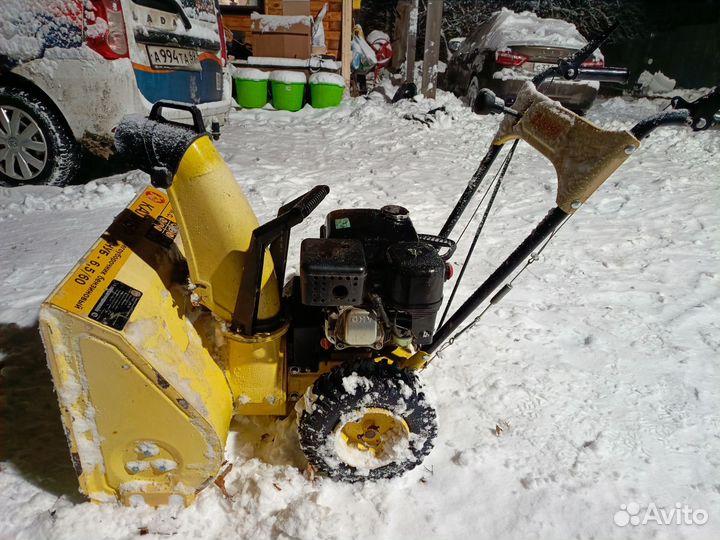 Снегоуборщик бензиновый самоходный