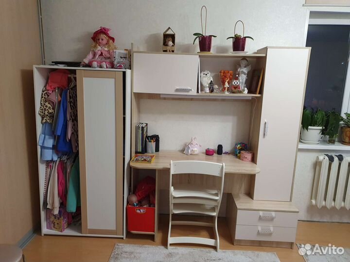 Стол письменный компьютерный