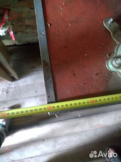 Верстак с тисками, советский