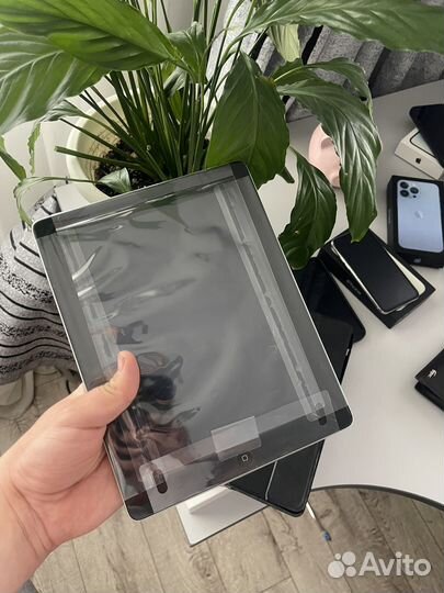 iPad 4/16gb wifi + cellular идеальный