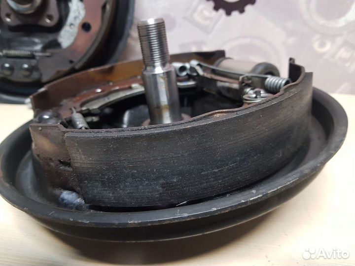 Тормозной механизм задний Renault Logan Stepway