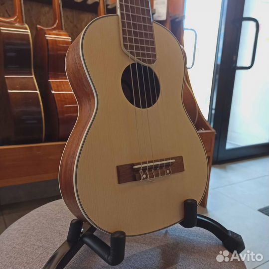 Гиталеле Flight GUT 350 SP/SAP Natural с чехлом