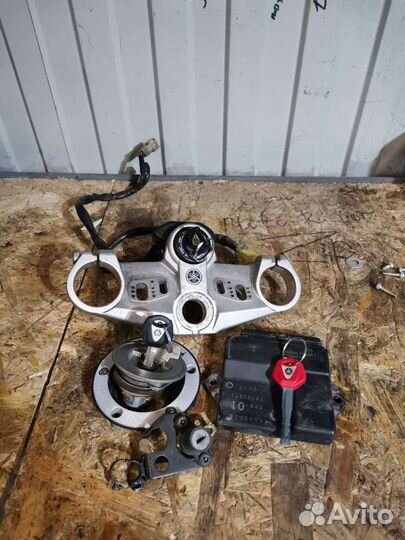 Yamaha Fjr1300 2006-12 ключи мозги замки