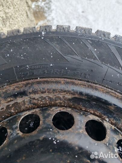 Hankook Winter I'Pike 195/65 R15