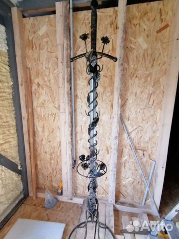 Эксклюзивная напольная вешалка