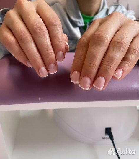 Модель на маникюр/педикюр