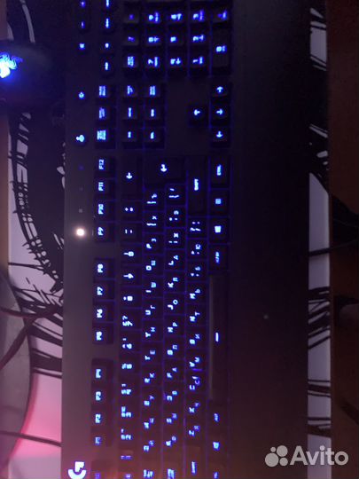 Игровая клавиатура logitech