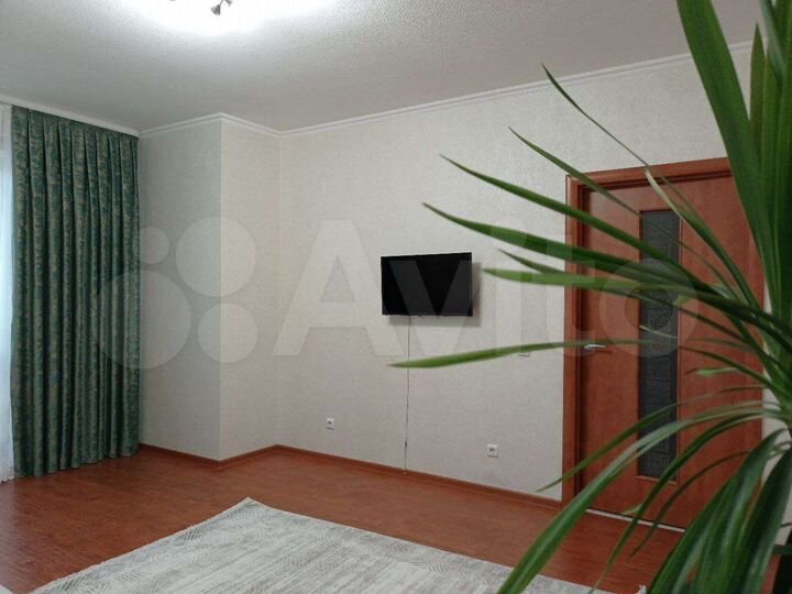 2-к. квартира, 57 м², 6/14 эт.