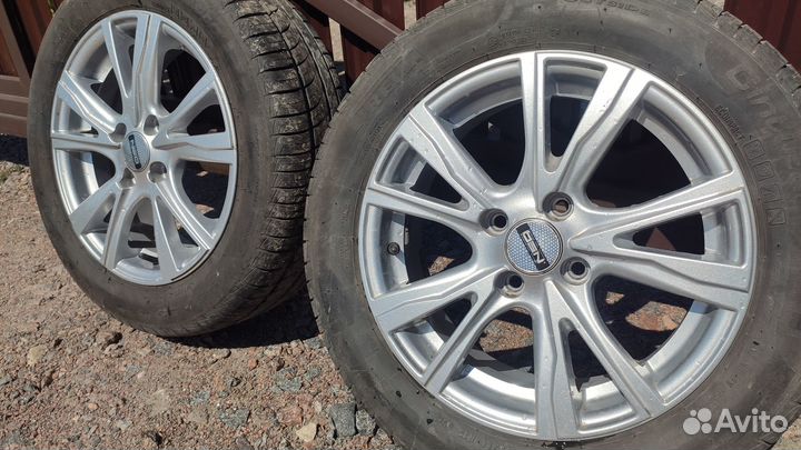 Комплект колёс r15 с летними Pirelli