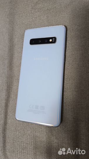 Samsung Galaxy S10, 8/128 ГБ