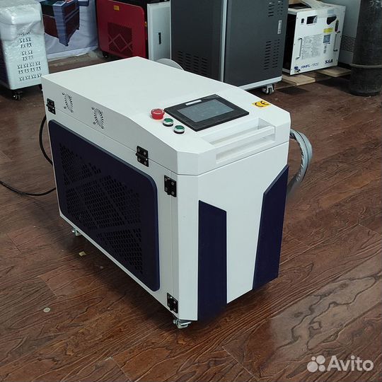 Лазерный аппарат для чистки металла