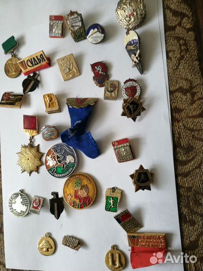 Тяжелые значки СССР