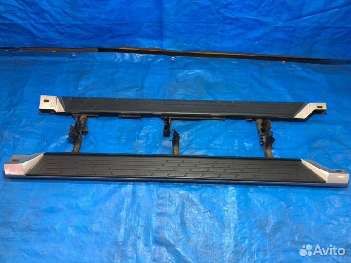 Подножка Mitsubishi Pajero V93W 6G72 2007