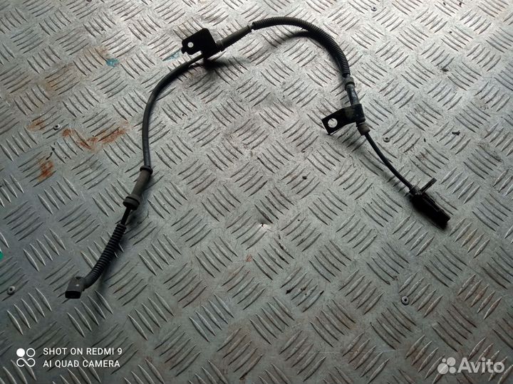 Датчик ABS Kia Sorento 1 BL передний правый