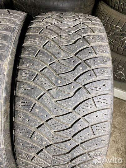 Dunlop SP Winter Ice 03 235/45 R18 98T