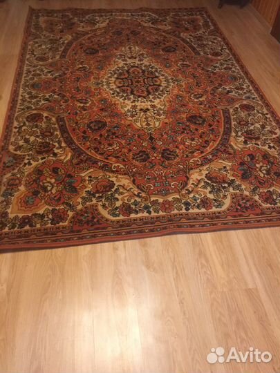 Шерстяные ковры СССР б/у 2х3 и 2,4х1,5